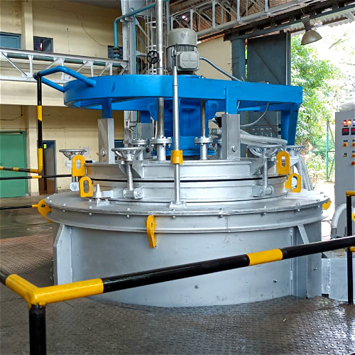 Pit type aging furnace