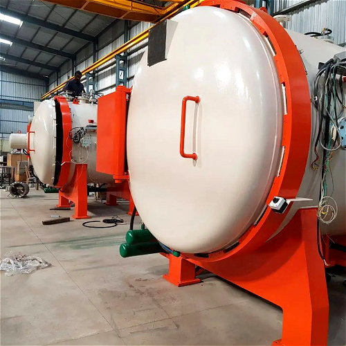 Vacuum brazing furnace
